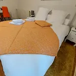 לינה וארוחת בוקר Domaine La Jam